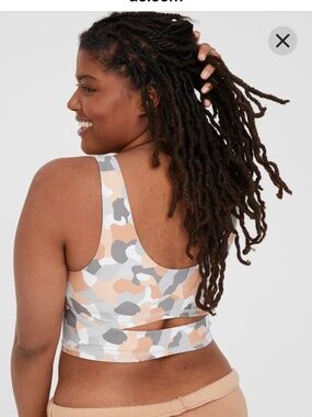 OFFLINE By Aerie Real Me Keyhole Back Longline Sports Bra